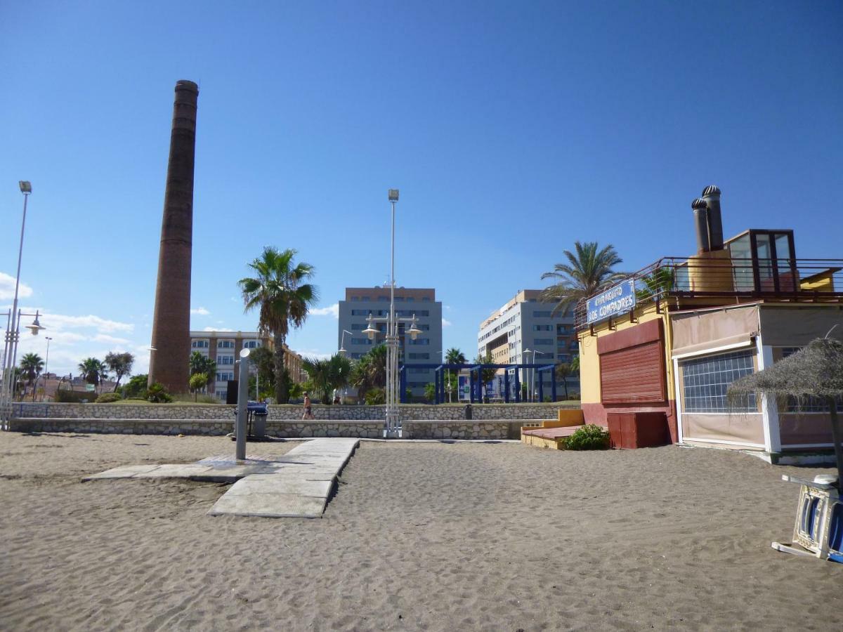 On The Beach! Frente Al Paseo Maritimo, Parking Y Piscina Málaga Eksteriør billede